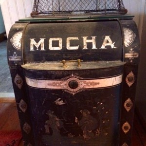 Round Top Travel Mocha