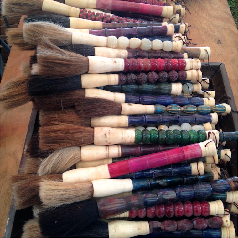 Round Top Paint Brush